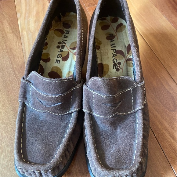 Deep purple suede wedge loafers - Picture 3 of 6